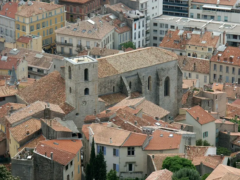 Hyeres eglise saint paul2